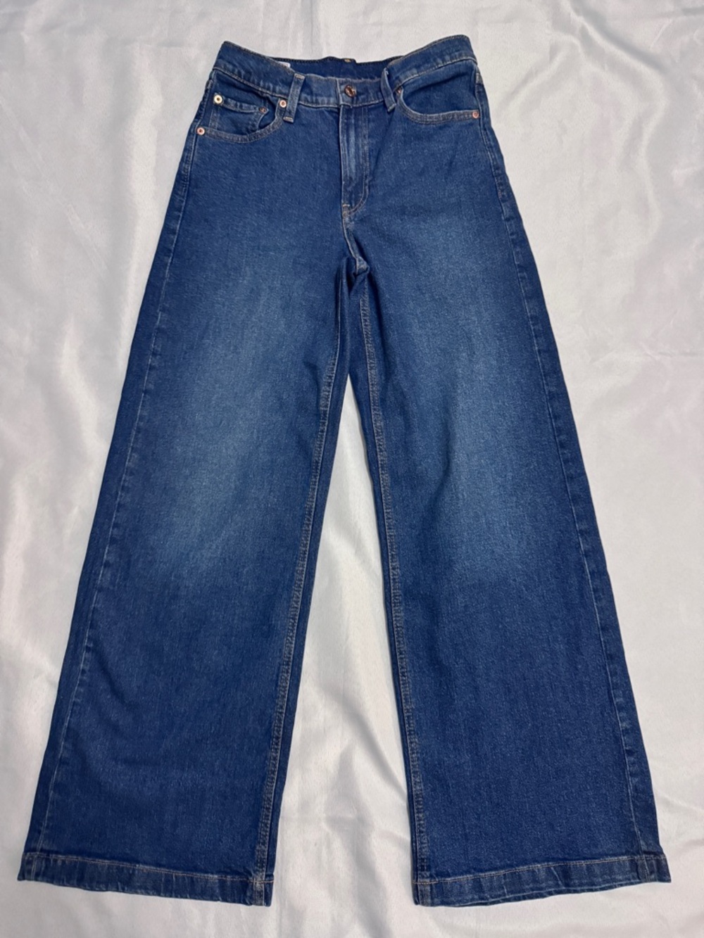 Gap High Rise Stride in Wide Leg Dark Wash Like New Size 27 / 4R - Picture 4 of 7